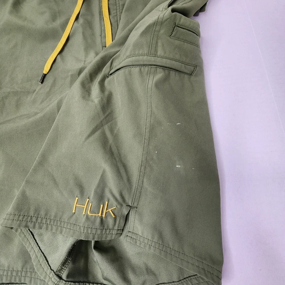 Huk Performance Mens 38 Fishing Outdoor Cargo Shorts Green Boardshorts